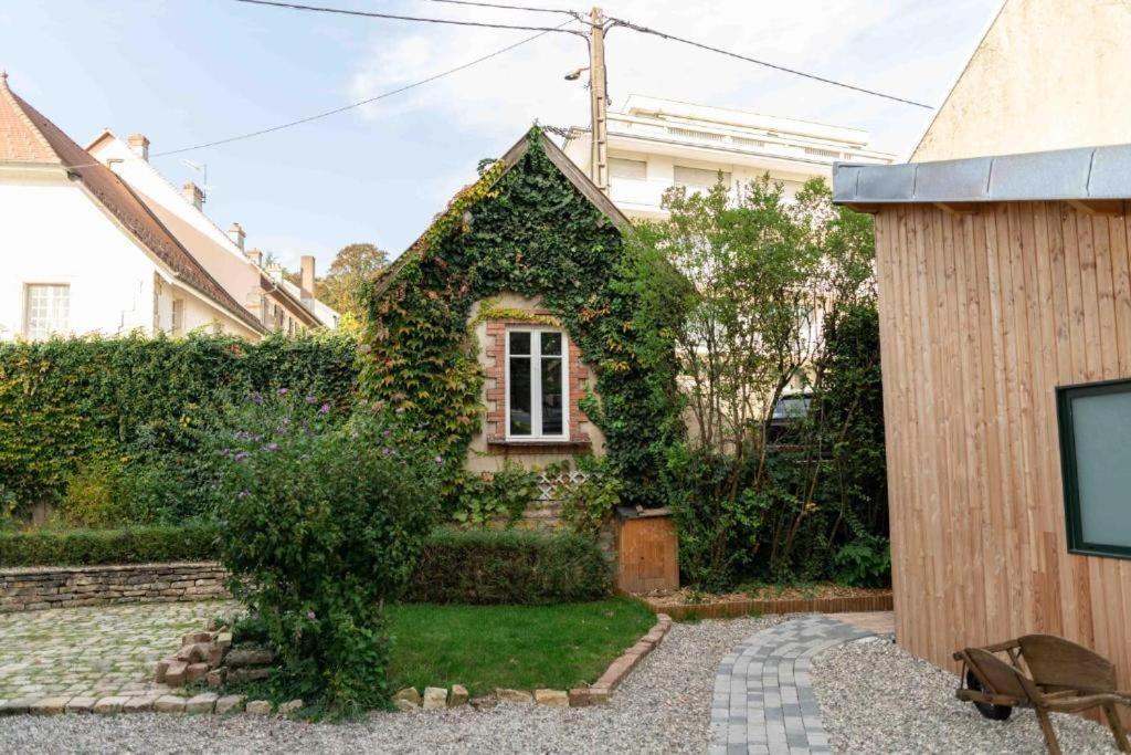 Le Parc Du Magnolia Bed and Breakfast Montbéliard Εξωτερικό φωτογραφία